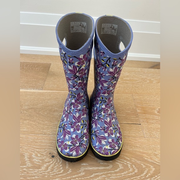 Bogs rain boots kids size 5 - Picture 3 of 7